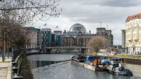 Schiffbauerdamm Berlin Schiffbauerdamm Berlin