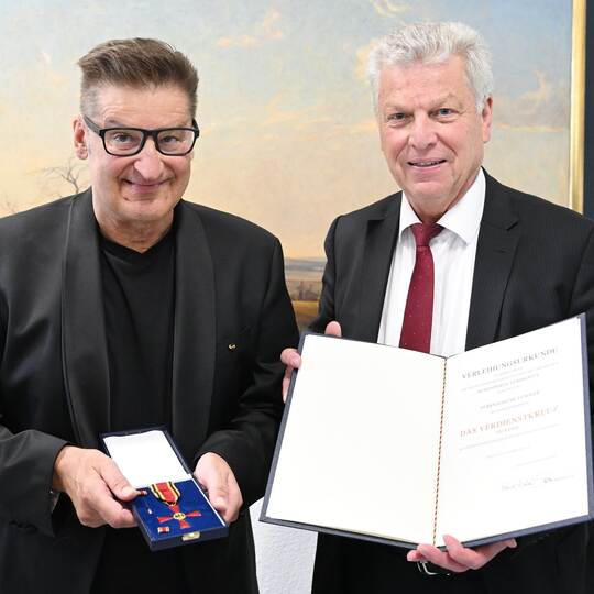 Bundesverdienstkreuz für Sänger der Band Pur