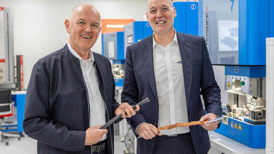 Sind ein eingeschweißtes Team: Thomas Herrmann (links) hat die Unternehmensführung an André Deponte übergeben. Meyer. Herrmann Ultraschall Karlsbad
