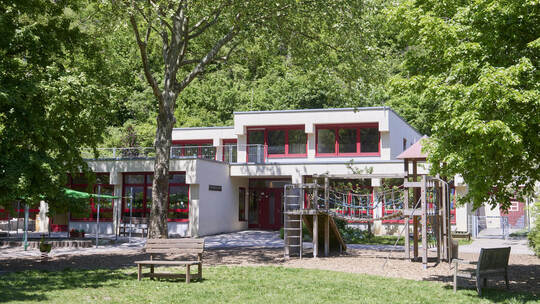 Elternbeiträge für die Kinderbetreuung wie hier in der „Villa Kunterbunt“, steigen in drei Stufen bis 2028. Kindergarten Villa Kunterbunt