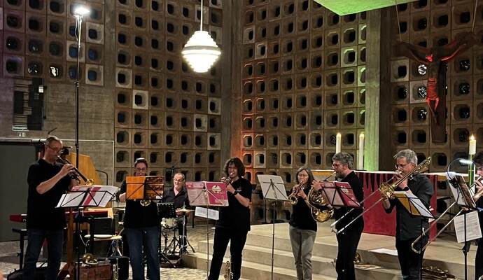"BrassNight" in der Matthäuskirche lockt Musikfans nach Pforzheim
