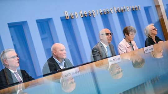 Vorstellung des Frühjahrsgutachten 2026 Vorstellung des Frühjahrsgutachten 2026