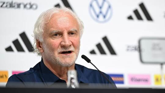 Fußball-Nationalmannschaft startet in die WM-Vorbereitung Fußball-Nationalmannschaft startet in die WM-Vorbereitung