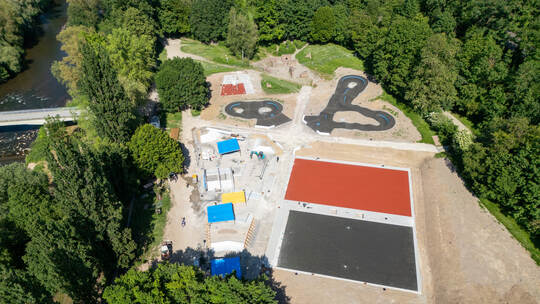Enzauenpark Skatepark Drohne