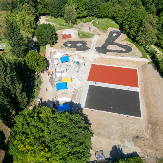 Enzauenpark Skatepark Drohne