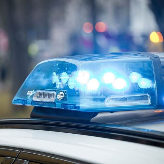 Lkw mit Gefahrgut kippt um Lkw mit Gefahrgut kippt um