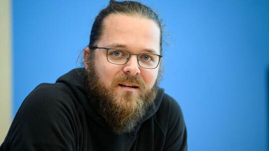 Arne Semsrott Arne Semsrott