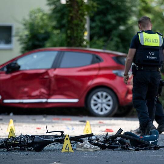 Autofahrerin fährt Kinder an - drei Verletzte