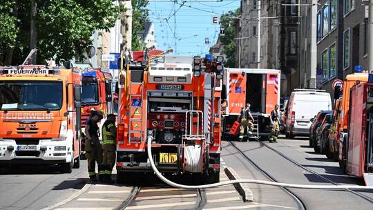 Brand in Supermarkt - U-Bahn- und Straßenverkehr eingestellt