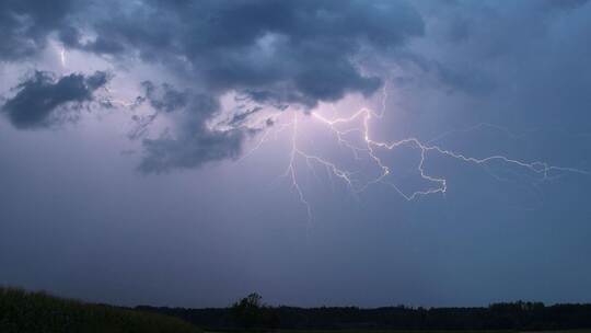Gewitter - Symbolbild Gewitter - Symbolbild