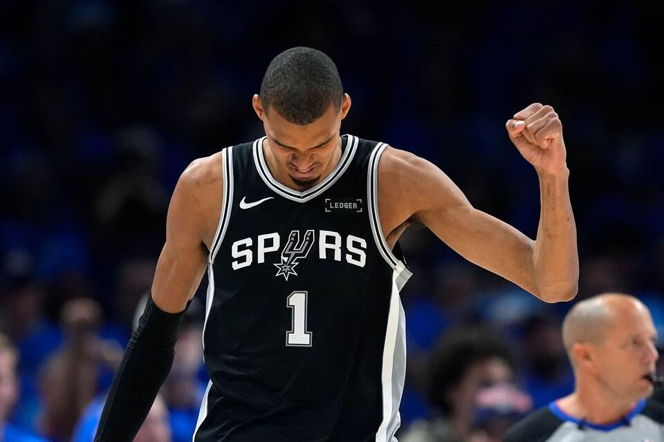 Oklahoma City Thunder - San Antonio Spurs Oklahoma City Thunder - San Antonio Spurs