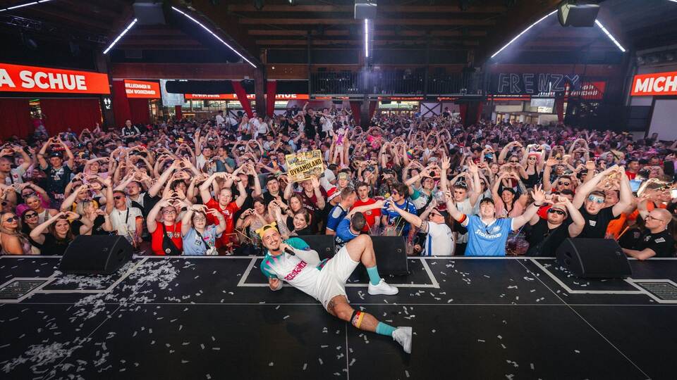 Ex-Fußballer Michael Schüler liefert WM-Song Ex-Fußballer Michael Schüler liefert WM-Song
