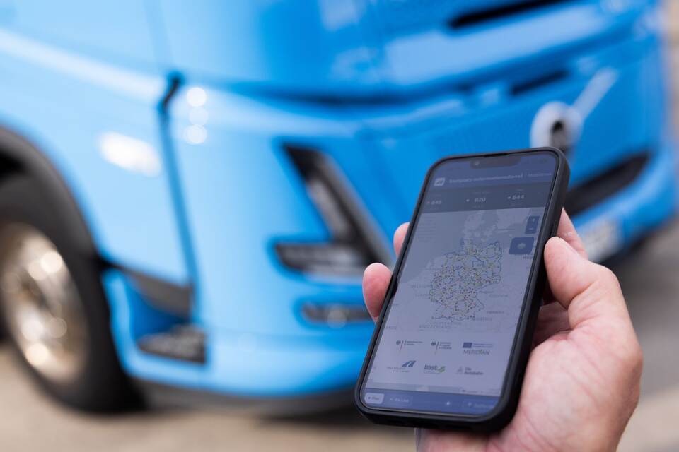 Stellplatzinfo-System für Lkw Stellplatzinfo-System für Lkw