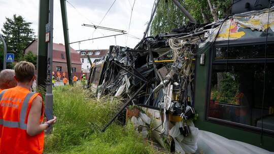 Straßenbahn in Neu Hohenschönhausen entgleist