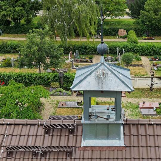 Diebe stehlen Friedhofsglocke