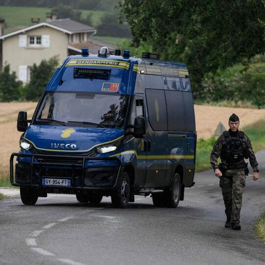Frankreich erschüttert nach Fund von toter Elfjährigen