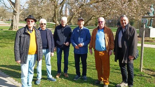 Willi Rutschmann, Reiner Herrmann, Bernd Kielburger, Wandergruppen-Organisator Frank Kreeb, Dietmar Greif und Volker Winkel (von