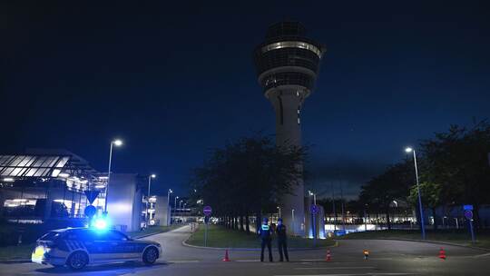 Flughafen München stellt teilweise Betrieb ein