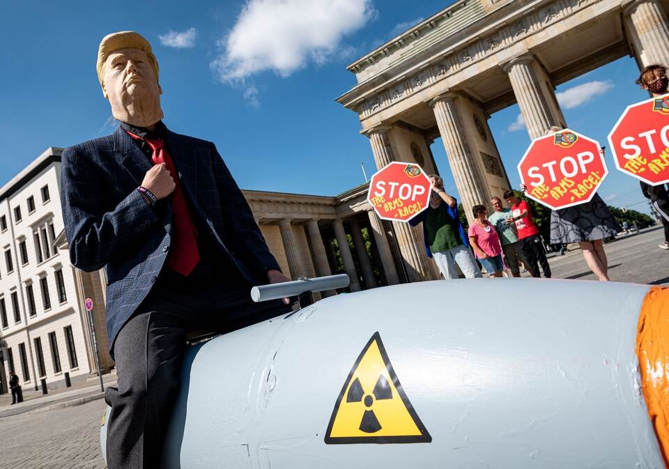 Demonstration gegen Atomwaffen Demonstration gegen Atomwaffen