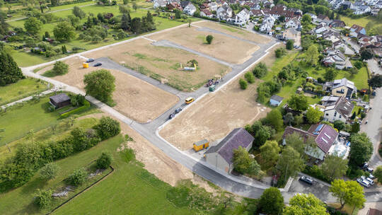 Nun kann die Bebauung beginnen: Das neue Wohnbaugebiet „Breitlohweg/Falltor“ in Wimsheim umfasst 37 Bauplätze. Foto: Röhr Wimsheim Übergabe Baugebiet Breitlohweg