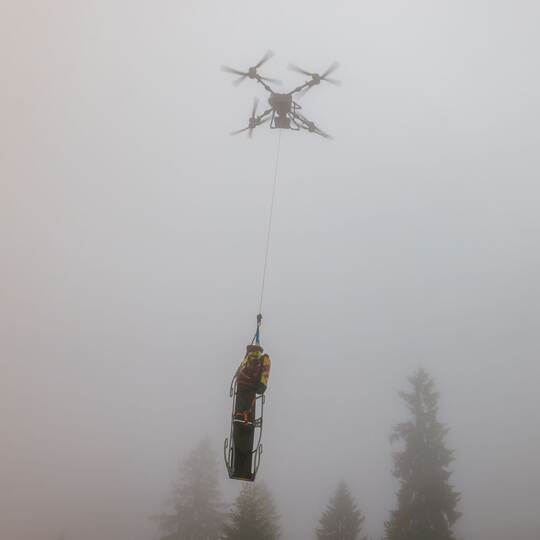 Vorstellung einer neuen Bergwacht-Lastendrohne