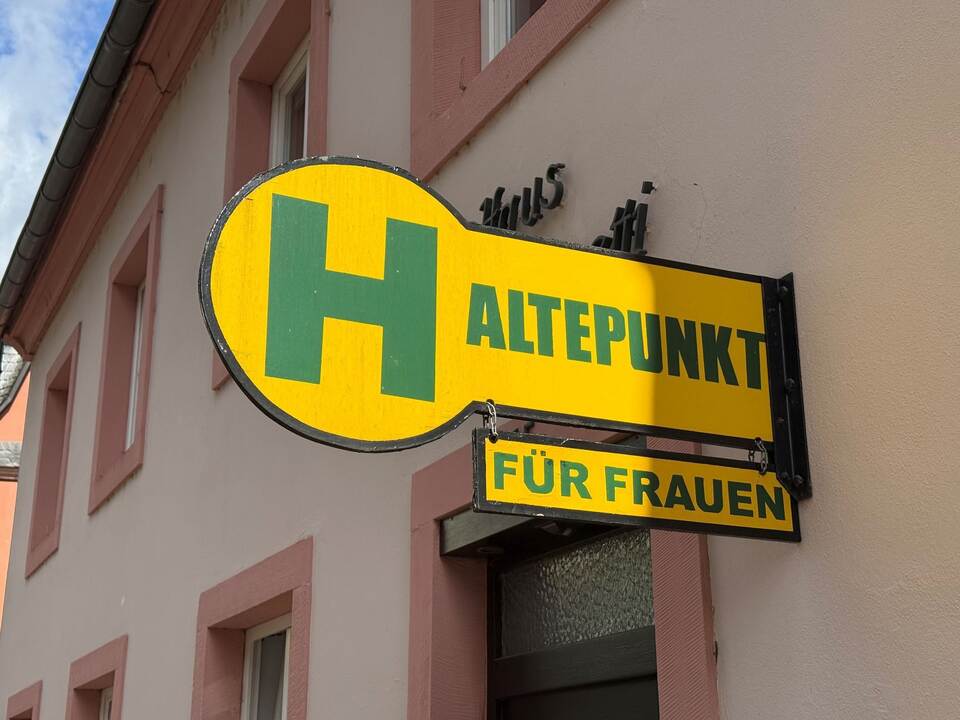 Abgerutscht - Eine Wohnungslose erzählt Abgerutscht - Eine Wohnungslose erzählt