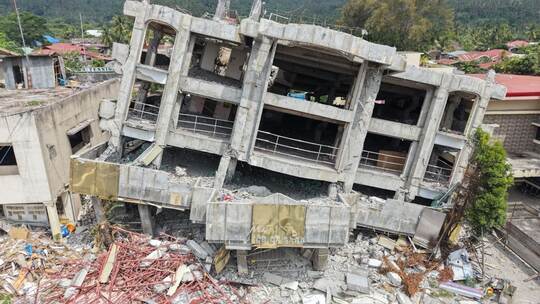 Nach Erdbeben auf den Philippinen Nach Erdbeben auf den Philippinen