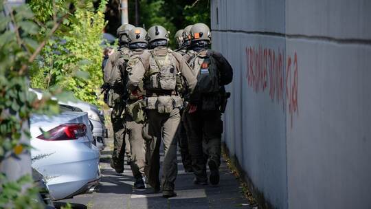 Polizeieinsatz an Berufskolleg in Essen Polizeieinsatz an Berufskolleg in Essen