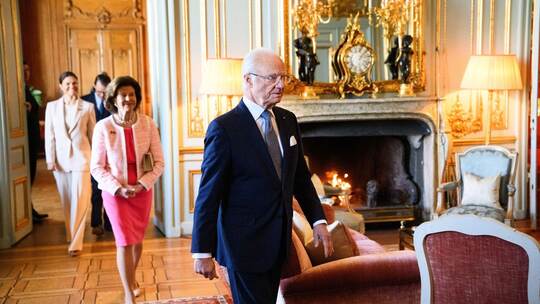 König Carl XVI. Gustaf König Carl XVI. Gustaf