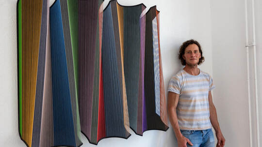 Überraschung fürs Auge: Manuel Knapps beeindruckende Fadenkonstruktion. Brötzinger Art Ausstellung Fiktion