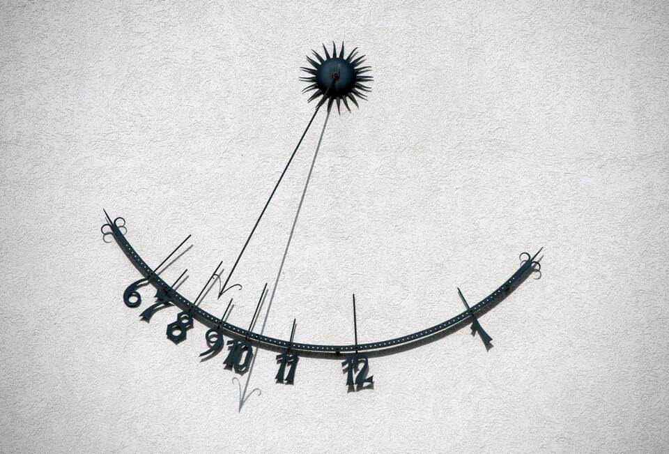 Sonnenuhr Sonnenuhr