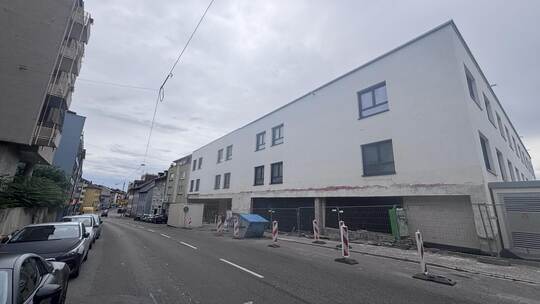 Ein mehrwöchiger Baustopp hat zwischen Linden- und Parkstraße die Fertigstellung mal wieder ausgebremst. Jetzt soll sie aber mit