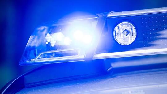 Polizei Blaulicht (Symbolbild) Polizei Blaulicht (Symbolbild)