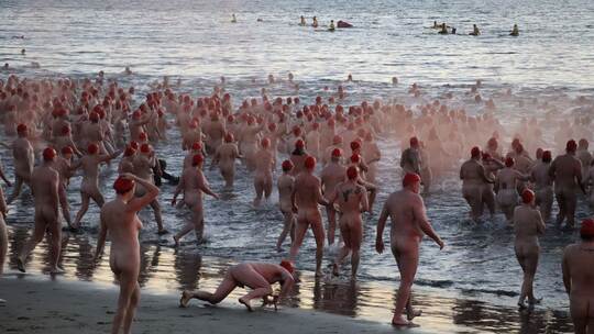 Dark Mofo - Solstice Swim Dark Mofo - Solstice Swim