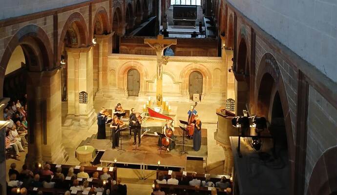 Johann Sebastian Bach-Abend in Maulbronn: Mit viel Glanz in historischem Gemäuer