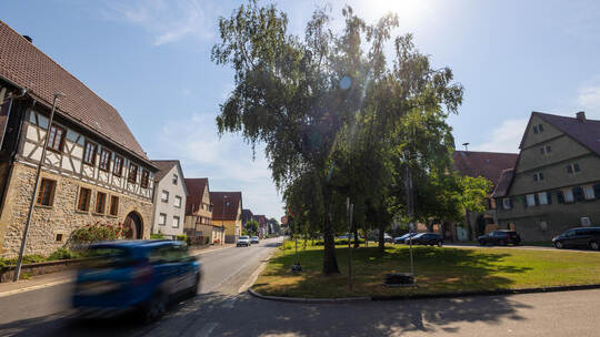 Am Anger in Bauschlott: Im Zug einer vollständigen Neukonzeption der Freiflächen in der Ortsmitte soll es zu millionenschweren I