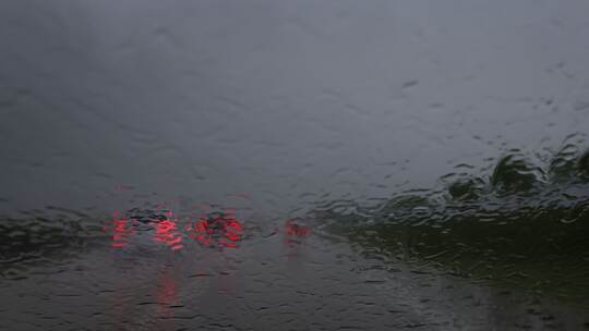 Regen und Unfälle