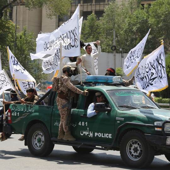 Taliban-Mitglieder in Kabul