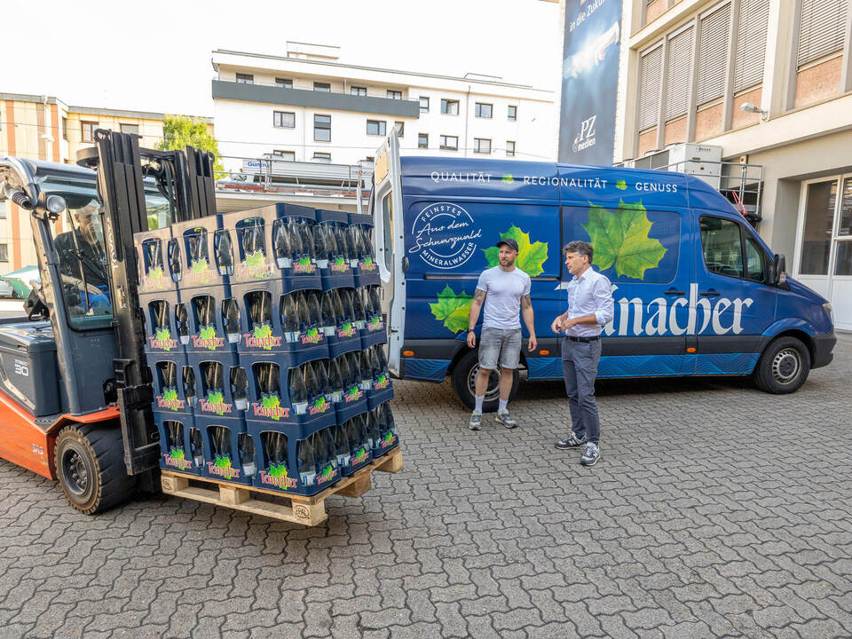 Lieferung Teinacher Wasser Plus