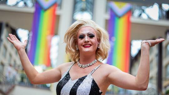Dragqueen Meryl Deep - Parade zum Christopher Street Day (CSD)
