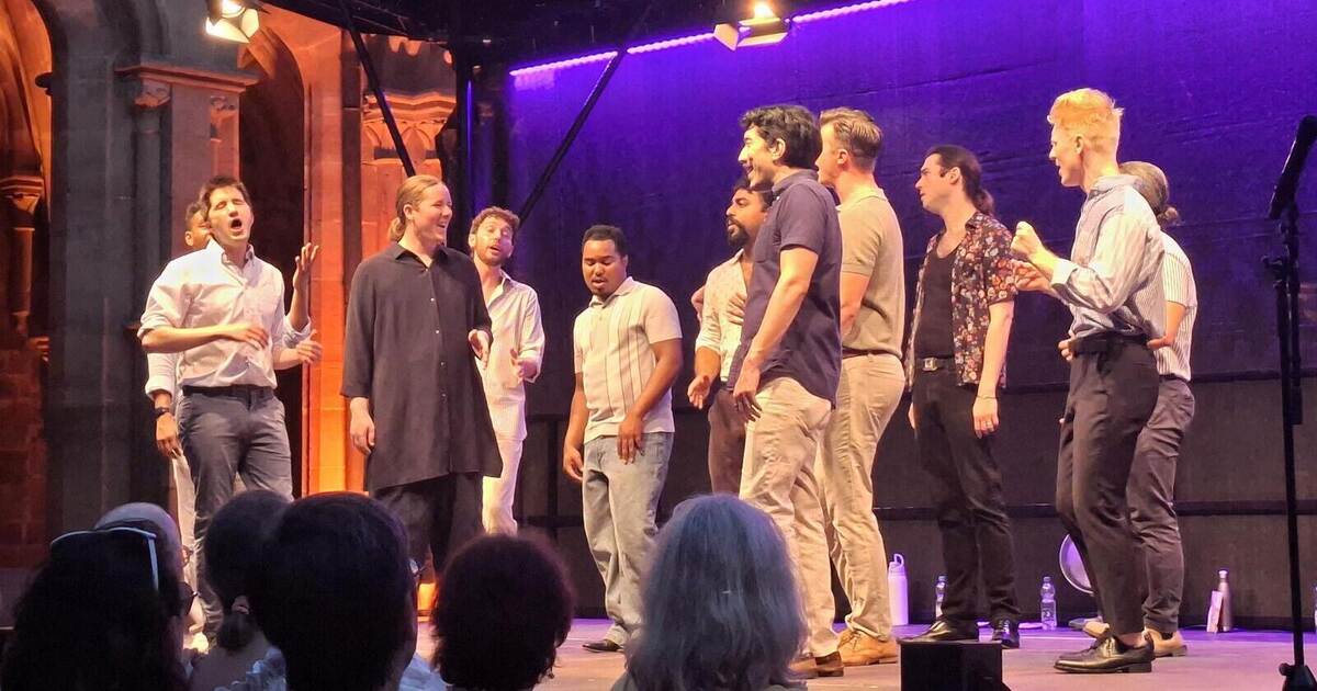 When twelve voices become one sound: “Chanticleer” delights at Maulbronn ...