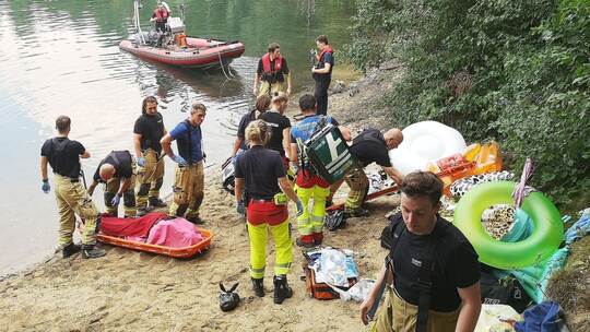 Mann ertrinkt in Baggersee in Düsseldorf