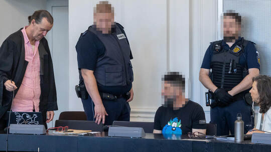 Prozess Versuchter Mord Schwurgericht