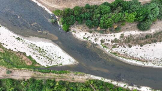 Niedrigwasser der Donau Niedrigwasser der Donau