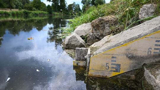 Niedrigwasser der Donau Niedrigwasser der Donau