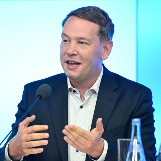 Gesundheitsminister Oliver Hildenbrand