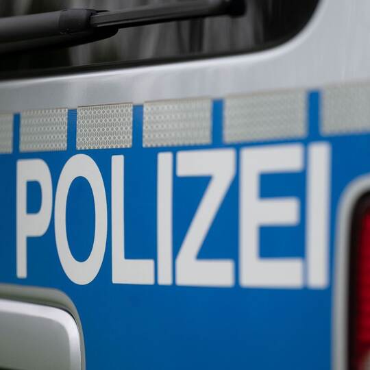 Symbolbild Polizeiauto Symbolbild Polizeiauto