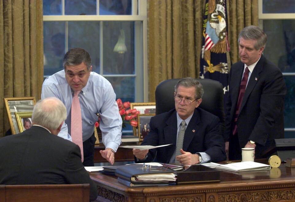 US-Präsident Bush mit Beratern US-Präsident Bush mit Beratern