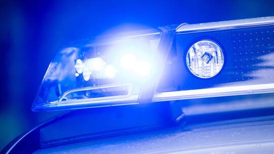 Polizei Blaulicht - Symbolbild Polizei Blaulicht - Symbolbild