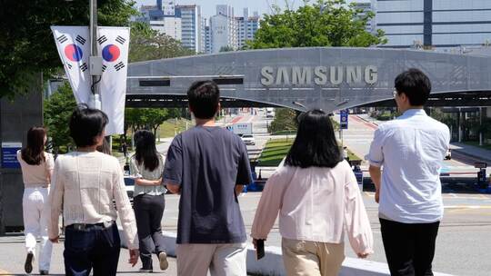 Samsung